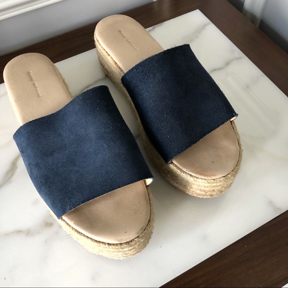 ZARA Slides - Picture 2 of 2